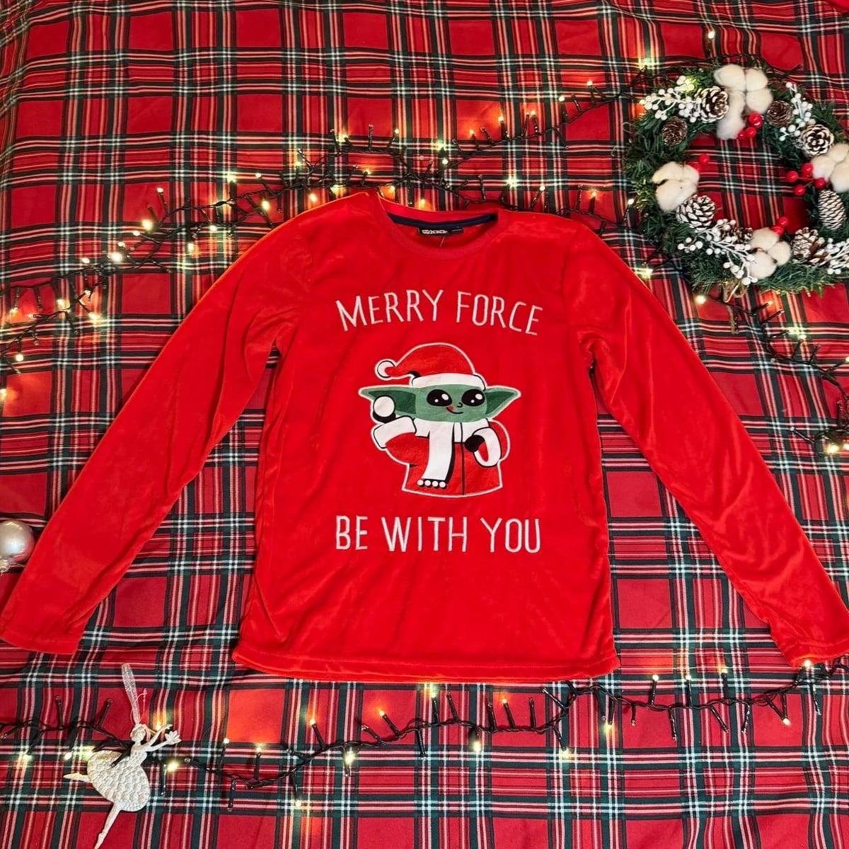 Світшот велюровий червоний «Merry Force Be With You» (Грогу) — фото 1